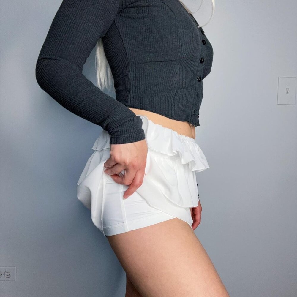 White Ruffle Bloomer Shorts - Picture 6 of 6
